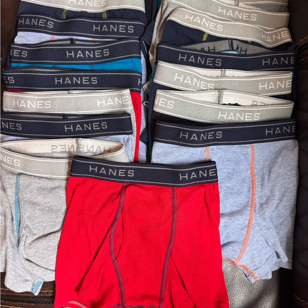 Boys boxer briefs 27 pair bundle Size Small